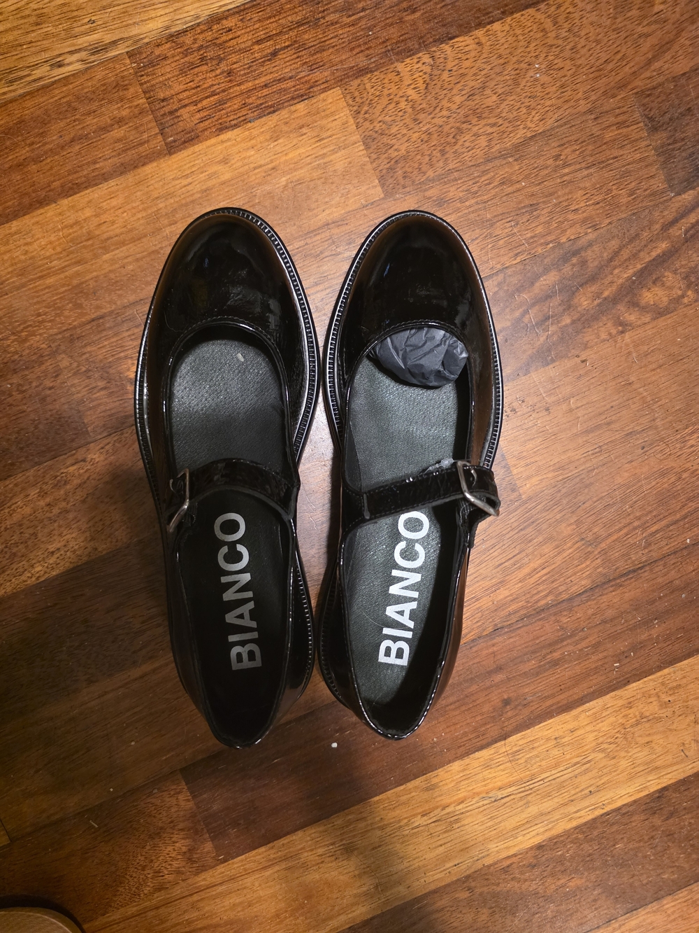 BIANCO NEW Patent Leather Chunky Mary Janes US 6.5 / 37